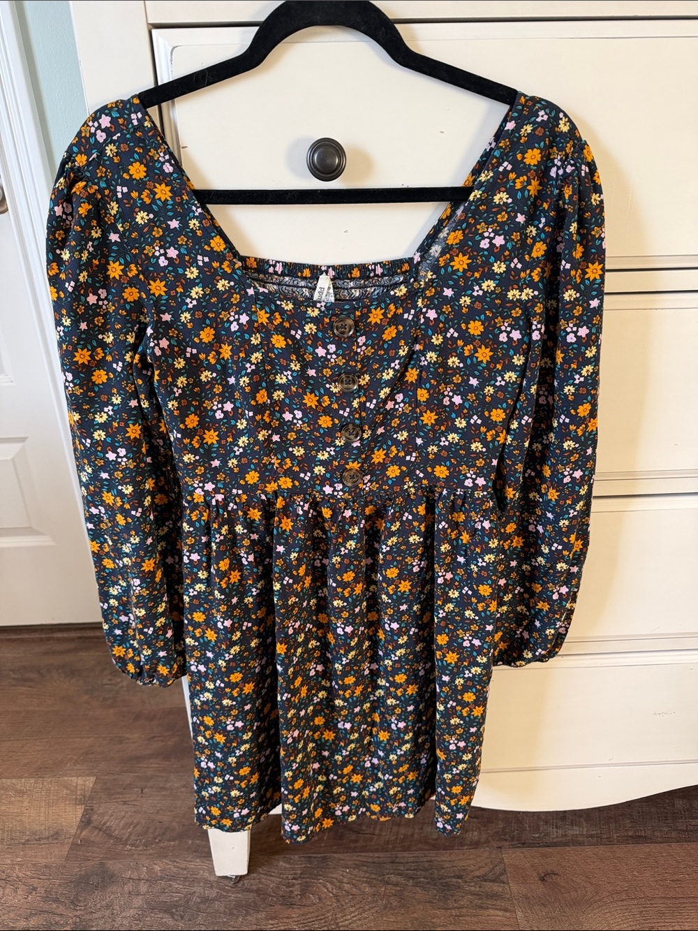 Mudd Black Floral Button-Front Puff Sleeve Dress